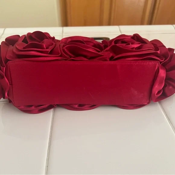 NEW Mad by Design Silk Rose Appliqué Handbag - Picture 7 of 12